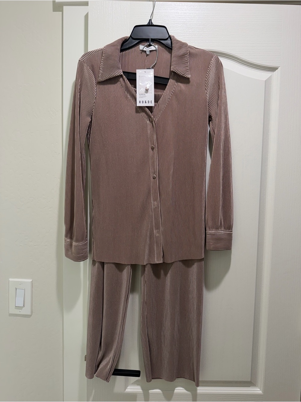 Ro&De Blush Taupe Ribbed Button-Up Set